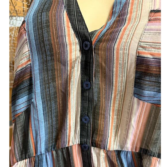 Torrid Button Up  Blouse Size ^ in Blue and Peach - Picture 4 of 12